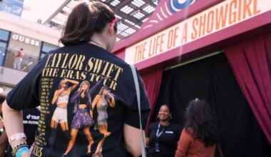 With rollout of new album, Taylor Swift once again turns her lyrical skills into a business strategy