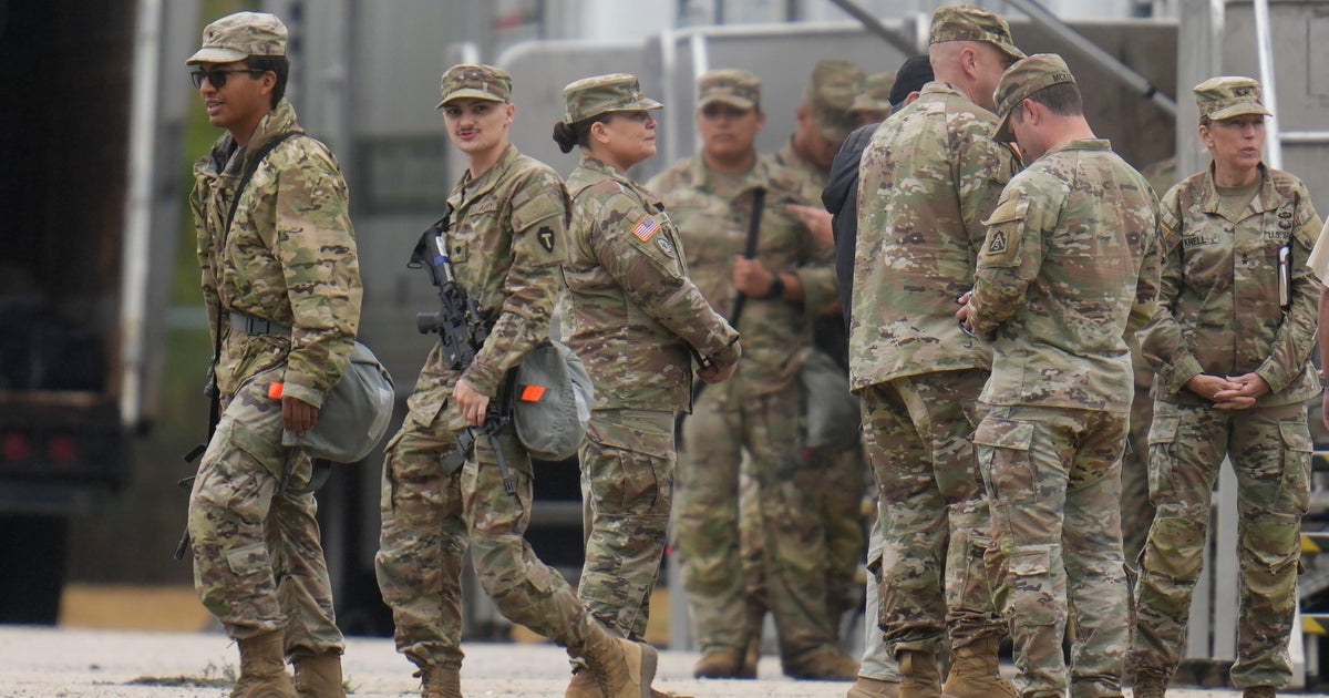 Texas National Guard members arrive in Illinois; sources say troops could begin assignments Wednesday