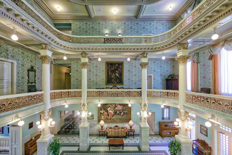 Courtesy Menger Hotel