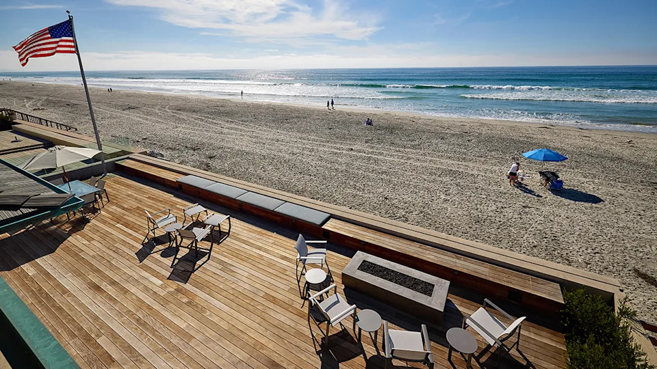 2920 Camino Del Mar Del Mar CA beachfront deck