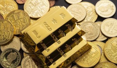 Gold Buyers Should Wait For Now, Says Bill Gross — Here's Why