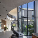 © Alejandro Peral Oval House  / Jorgelina Tortorici & Asociados + Nicolás Lanza - Interior Photography, Stairs