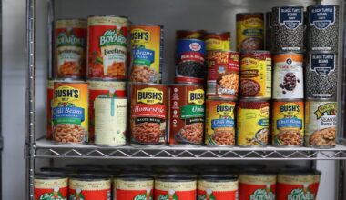 How to help Philadelphia-area SNAP recipients as benefits are set to stop