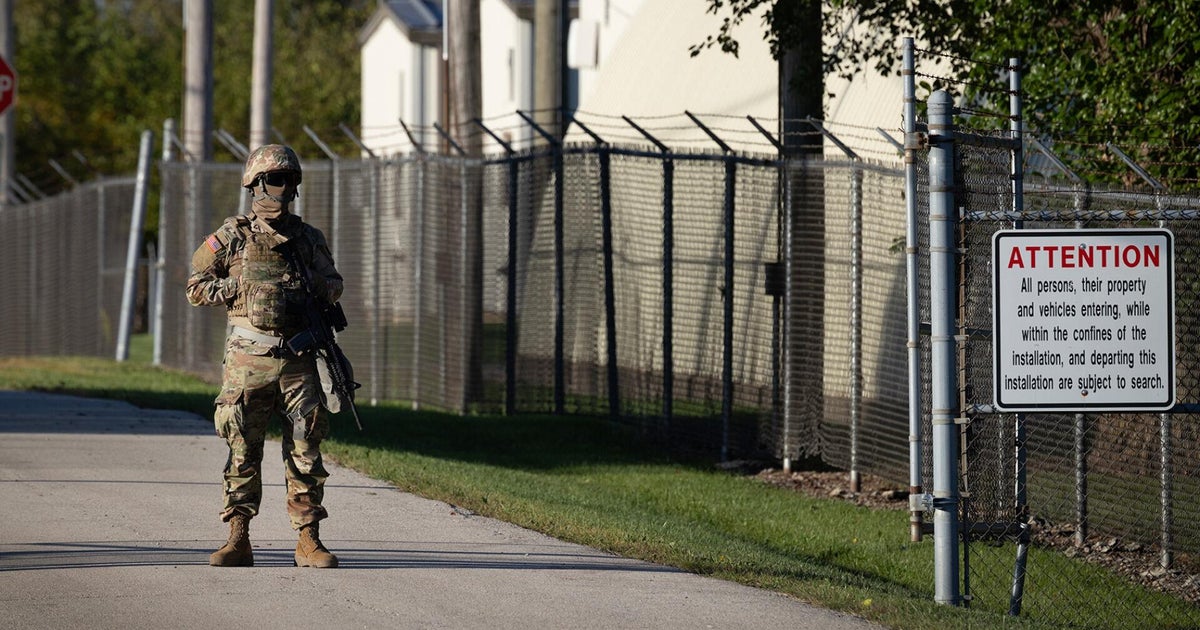 Texas National Guard troops arrive in Illinois ahead of expected Chicago deployment