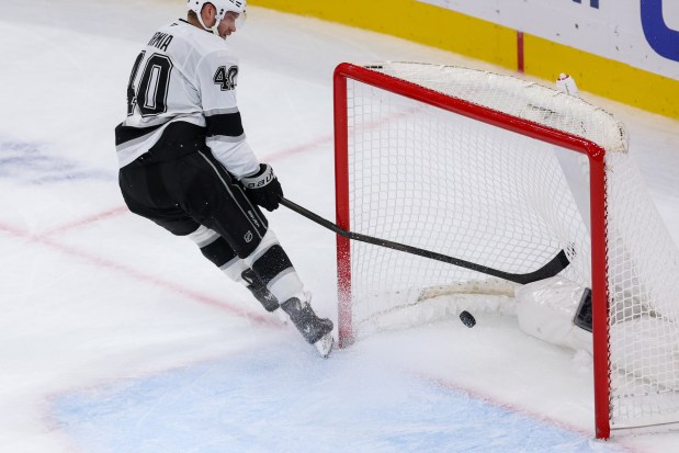 Los Angeles Kings right wing Joel Armia (40) breaks his stick while scoring a goal during the third period against the Chicago Blackhawks at the United Center Sunday Oct. 26, 2025 in Chicago. (Armando L. Sanchez/Chicago Tribune)