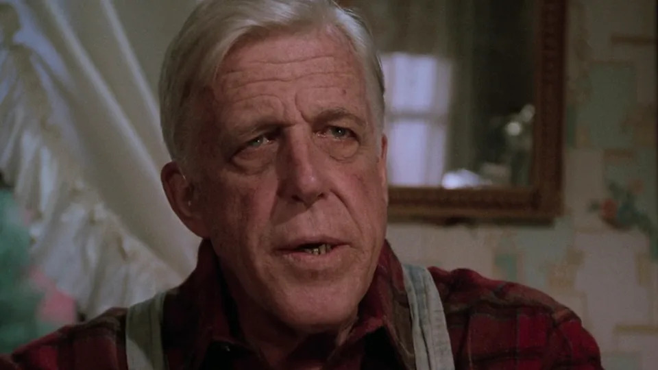 Jud talking to Louis in Pet Sematary
