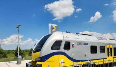 Dallas welcomes DART Silver Line with parties and freebies