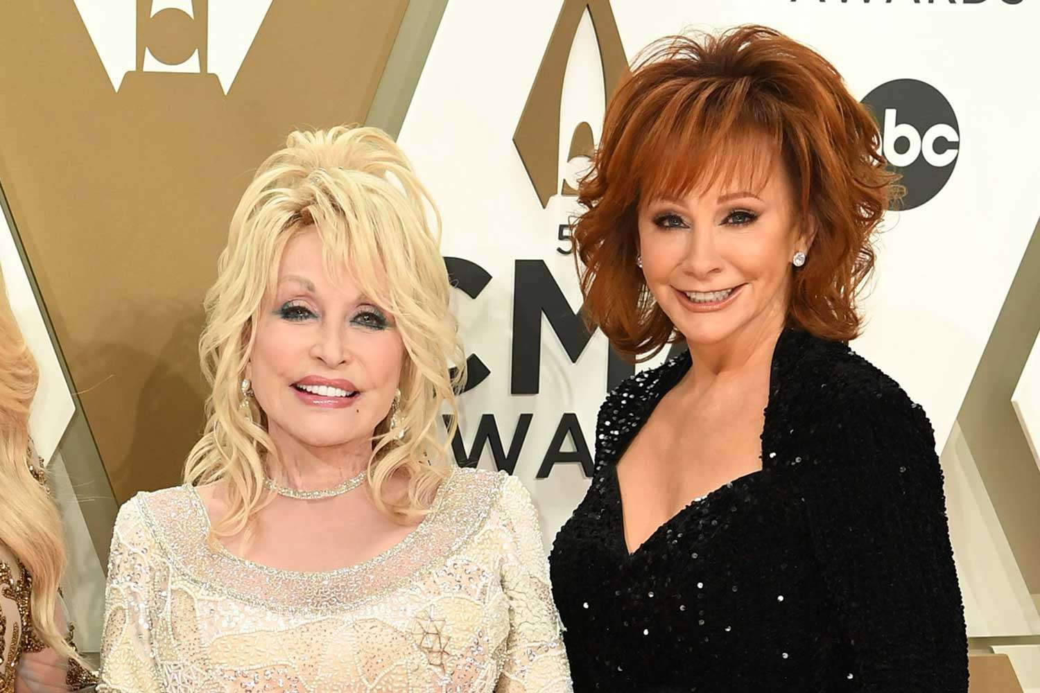 Dolly Parton Slams AI Photo of Pal Reba McEntire at Her 'Death Bed' in Health Update