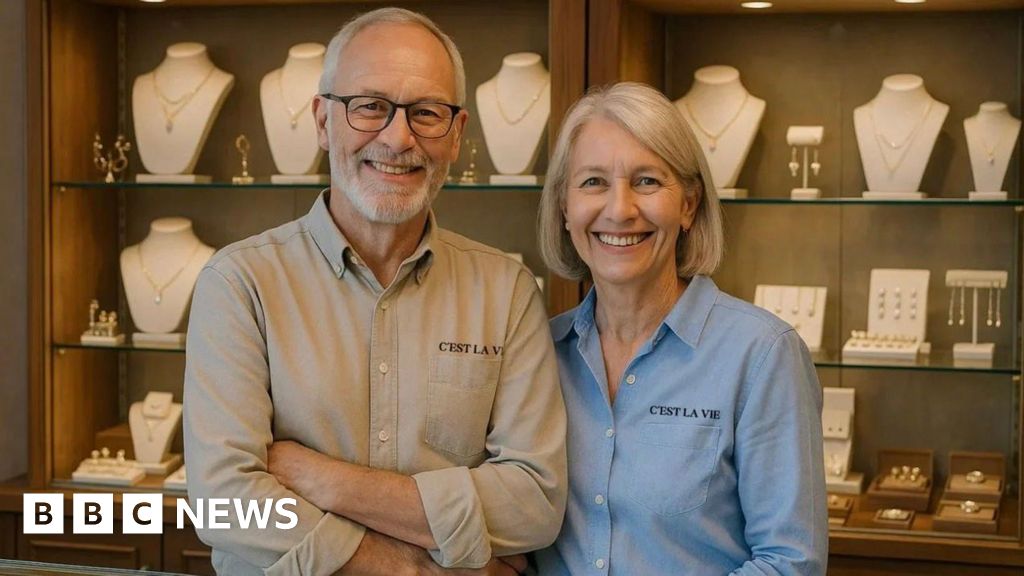 How scammers are using AI to lure shoppers to fake businesses