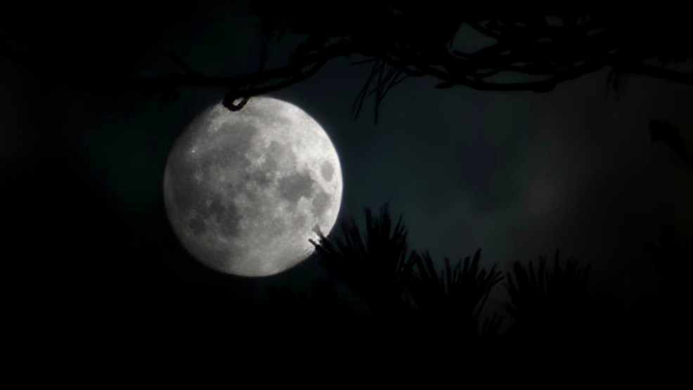 3 straight dazzling supermoons to illuminate the night sky
