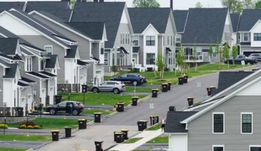 Average long-term US mortgage rate ticks up for second straight week, to 6.34%