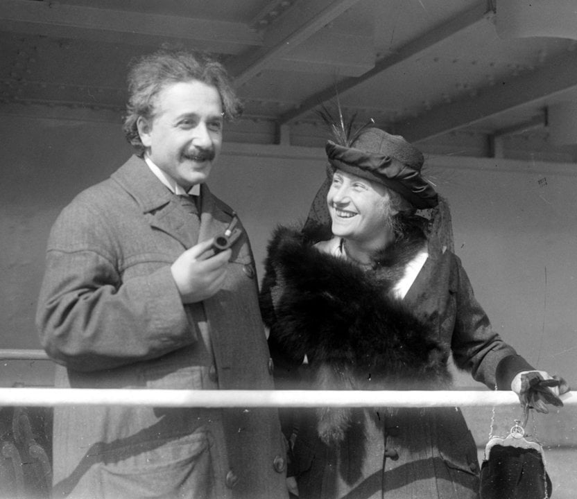 Einstein Wife Boat