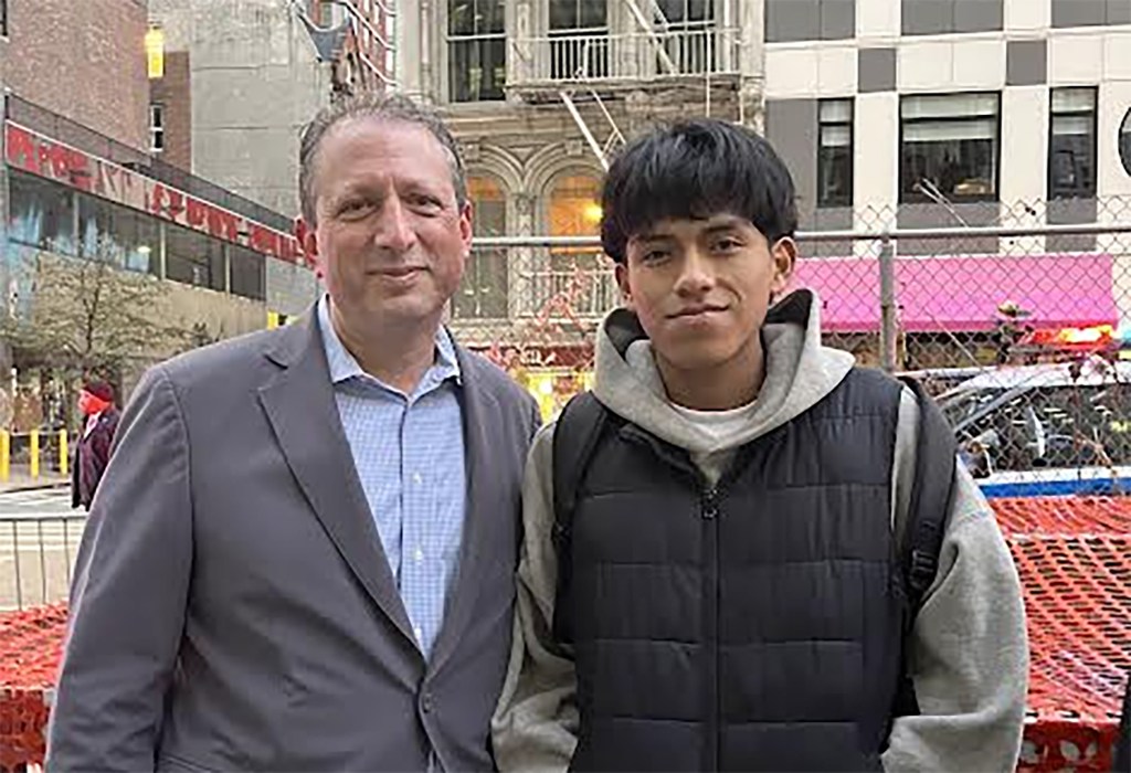 Bronx student, 16, arrested, detained by ICE during routine court visit