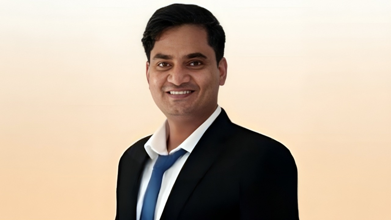 Man quits Meta Vice President job for Bihar startup dream shares tough lesson in viral LinkedIn post