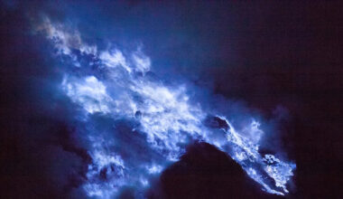 Oh Dear, There’s a Hole in the Bottom of the Ocean