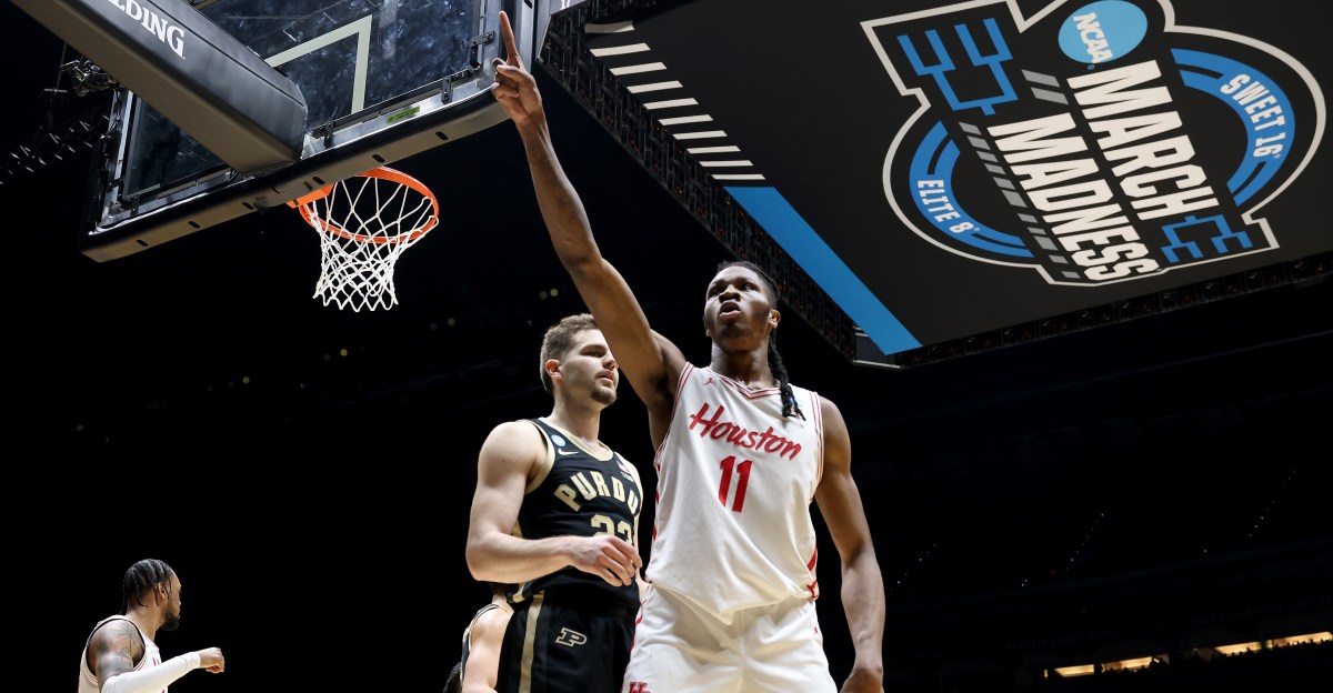 College basketball rankings: Men’s top 25 teams with one month to go till season starts