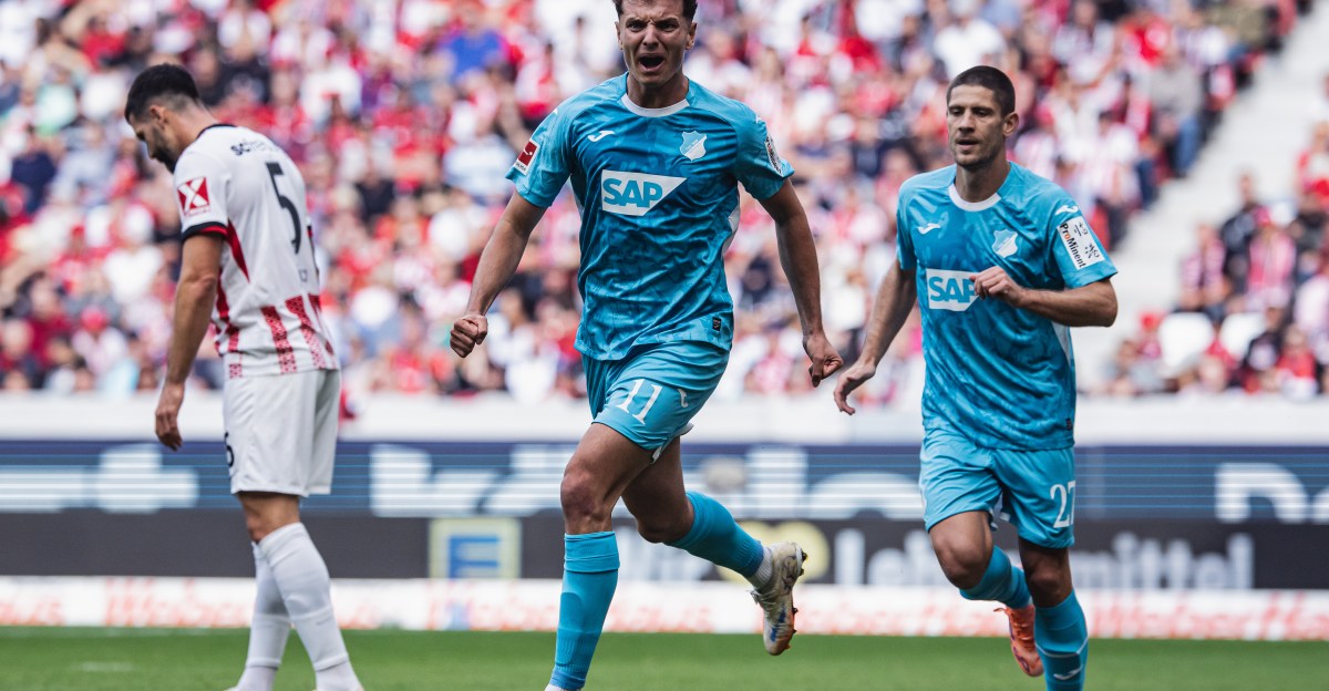 Barcelona eyes Hoffenheim striker as future Lewandowski replacement - report