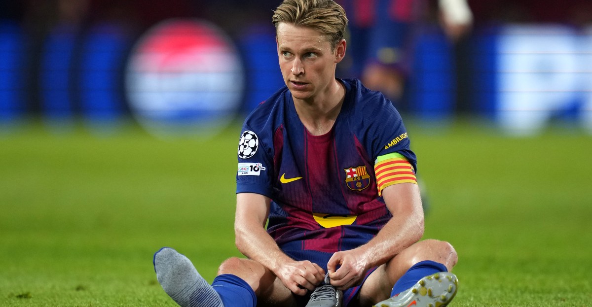 ‘Very disappointed’ - Frenkie de Jong highlights where PSG were better than Barcelona