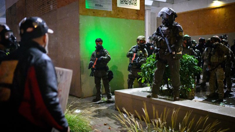 Live updates: Judge extends block of National Guard deployment in Chicago as Trump sets his sights on San Francisco