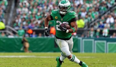 Philadelphia Eagles RB Saquon Barkley suffers groin injury vs. New York Giants