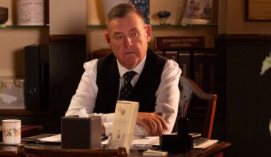 Coronation Street's Tony Maudsley issues "be afraid" warning over steely new character