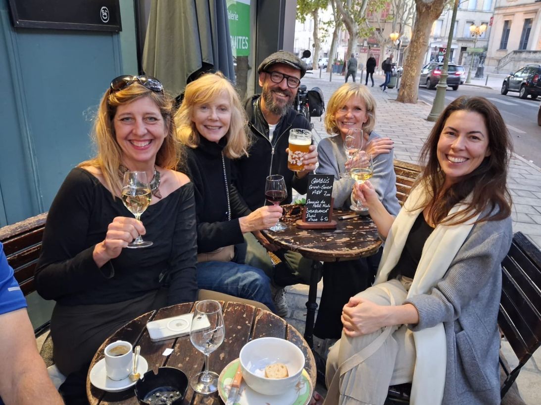 “Friendships are important to me,” says Neis, pictured with some of her friends in Uzès. “Community is important to me.“