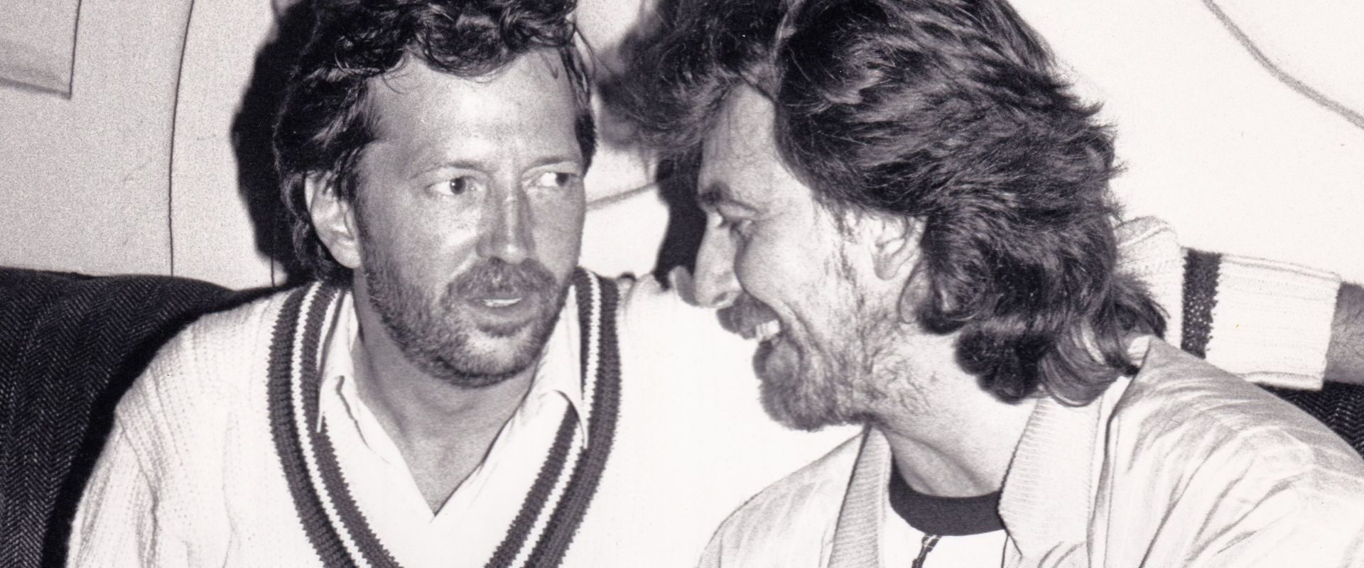 The Story Behind George Harrison and Eric Clapton’s Silent Stand-Off: “His Guitar-Playing Was Unbeatable