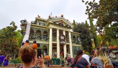 Disneyland guest dies after riding Haunted Mansion ride