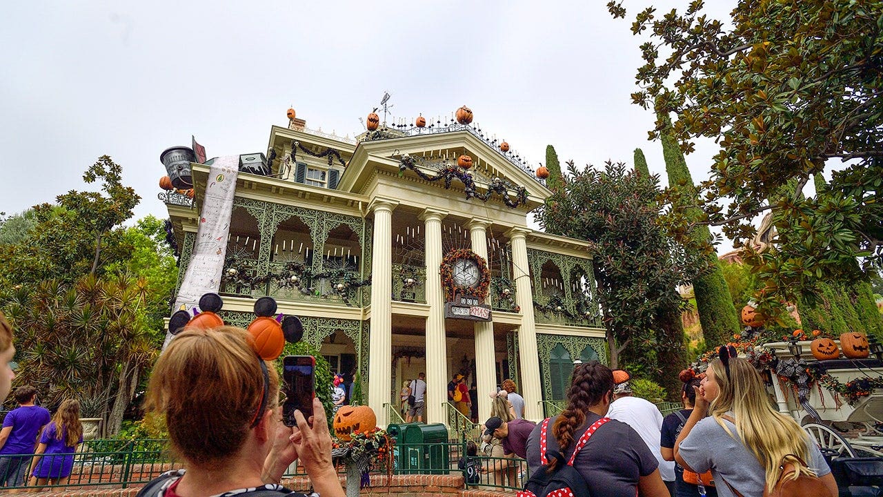 Disneyland guest dies after riding Haunted Mansion ride
