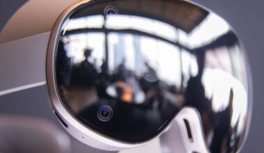 Samsung Galaxy XR vs Meta Quest 3: Comparing specs and price