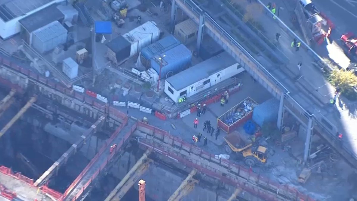 Construction worker dies after fall at Gateway Tunnel project site in NYC – NBC New York
