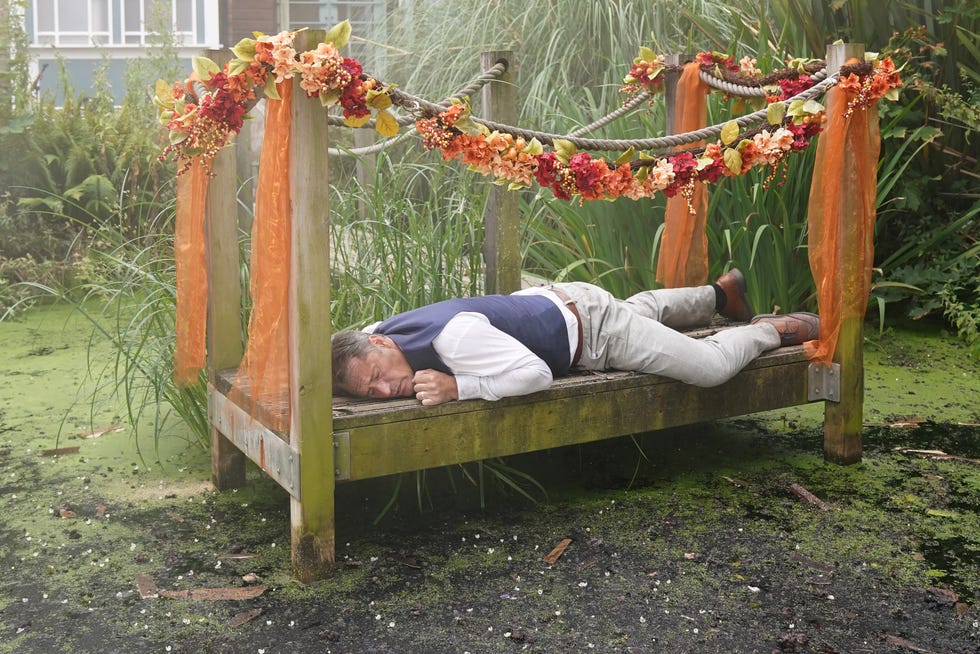 tony hutchinson, hollyoaks