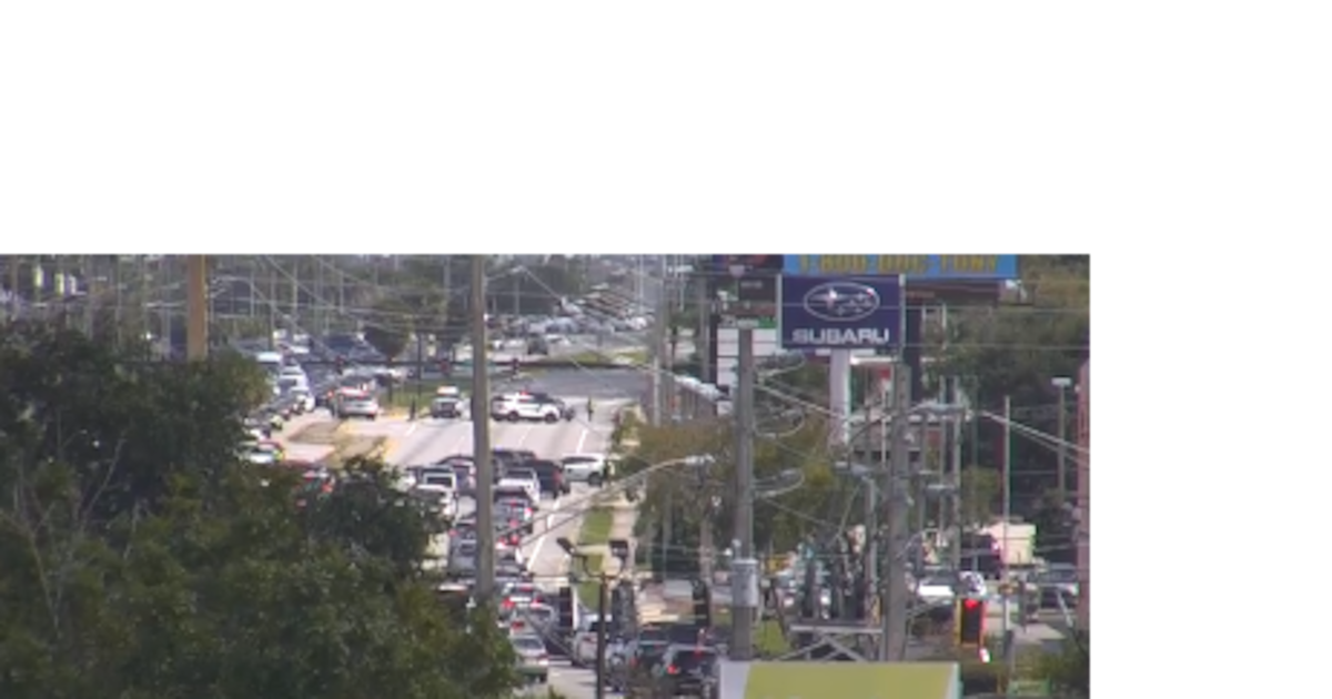 Crash closes all Eastbound lanes on Atlantic Boulevard – Action News Jax