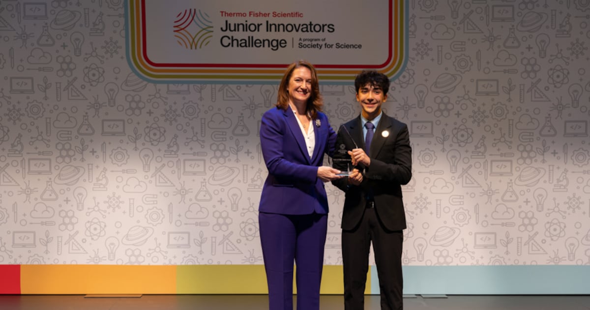 Jacksonville teen wins national STEM award for tackling AI stereotypes – Action News Jax