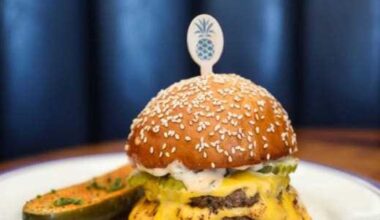 Burger martini restaurant Hudson House to open in Southlake
