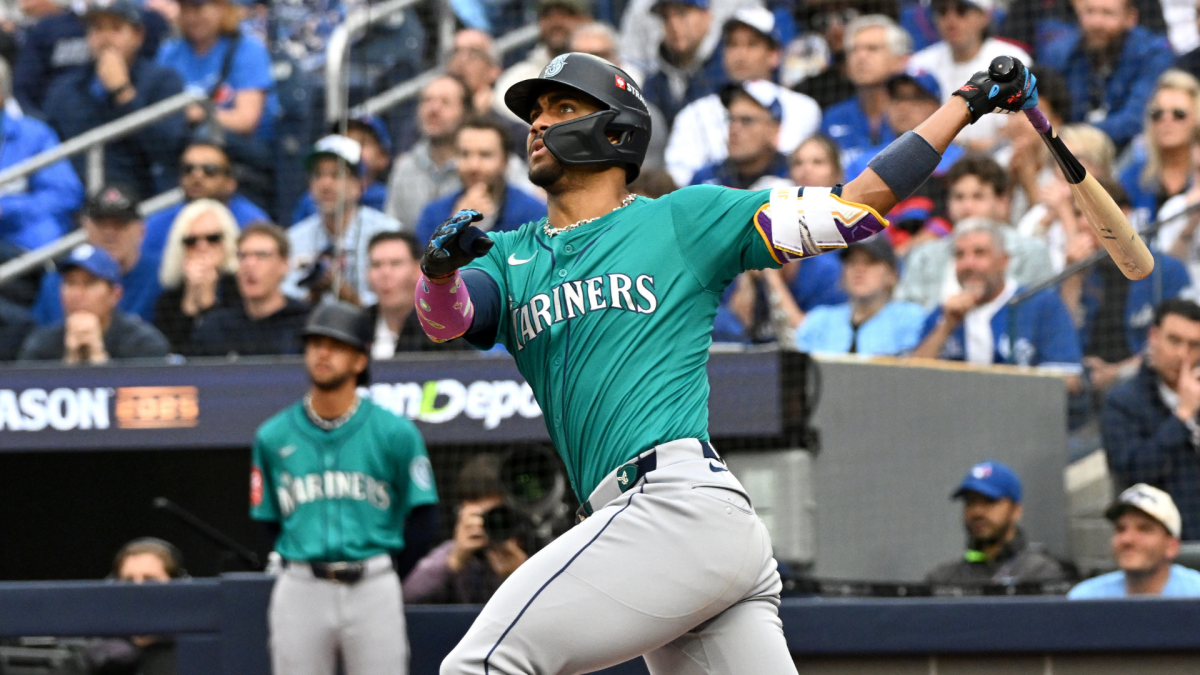 Mariners vs. Blue Jays score, takeaways: Seattle takes commanding 2-0 ALCS lead behind Game 2 power surge