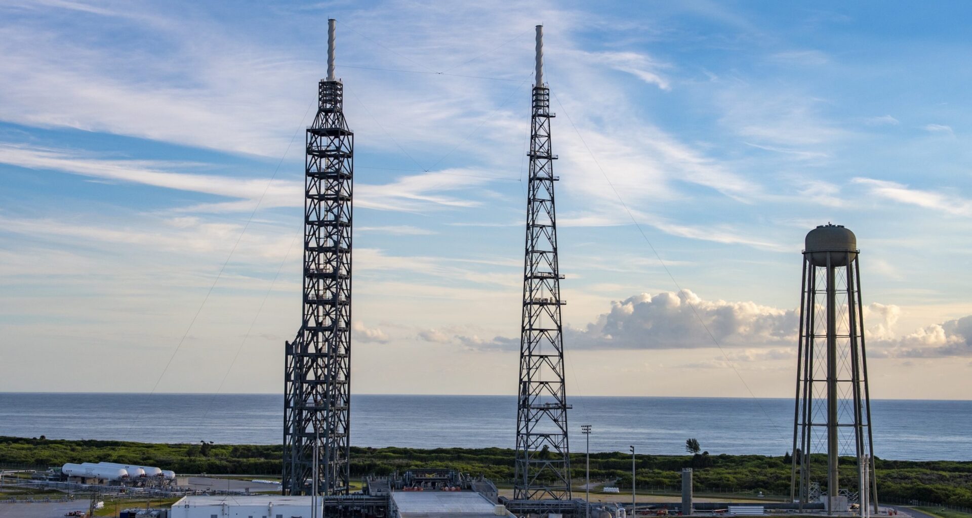 Blue Origin wins $78.2 million contract to expand satellite processing infrastructure at Cape Canaveral