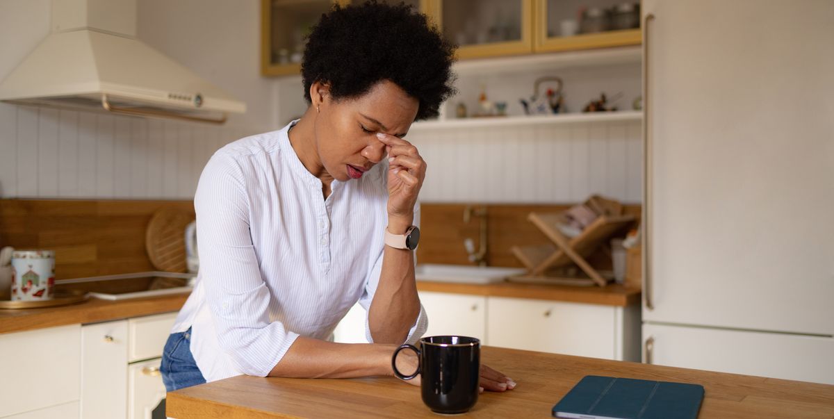 9 Vitamin B12 Deficiency Symptoms to Know