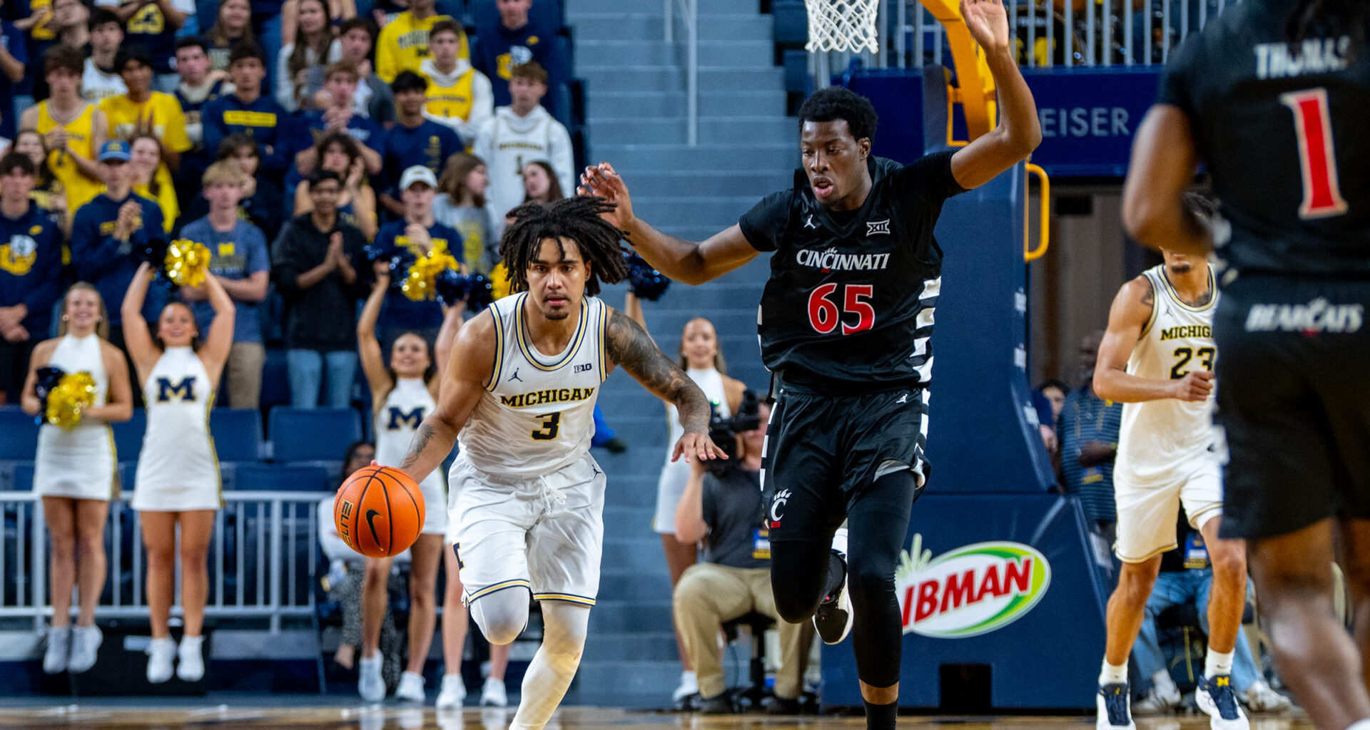 Michigan lacking offensive showrunner behind Cadeau