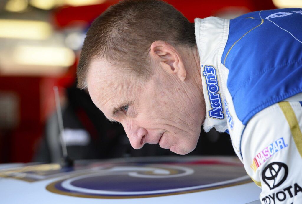 NASCAR Legend Mark Martin Drops Mic With Savage 5-Word Verdict on Playoff Format