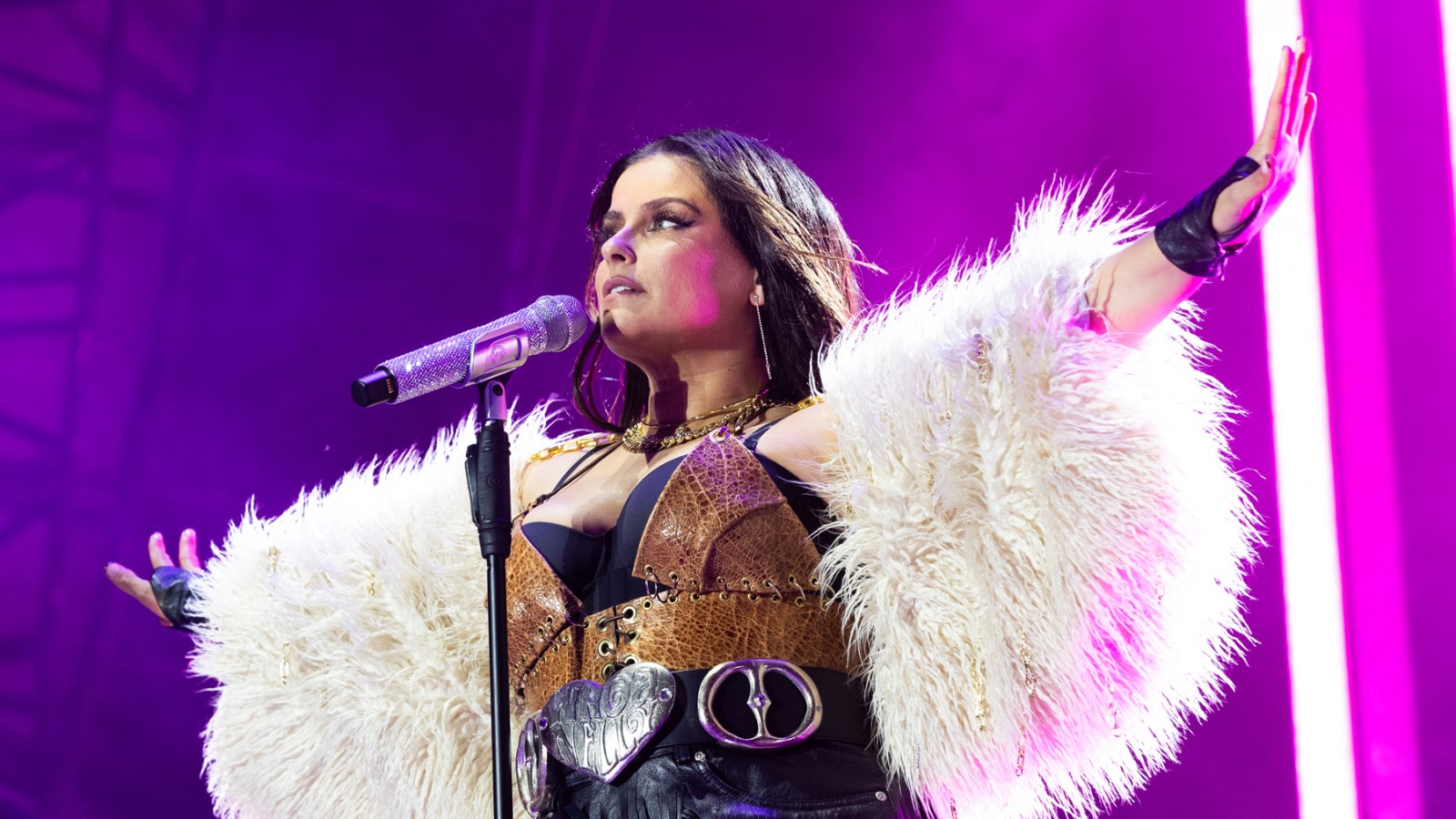 Nelly Furtado Stepping Away From Performing 'For Foreseeable Future'