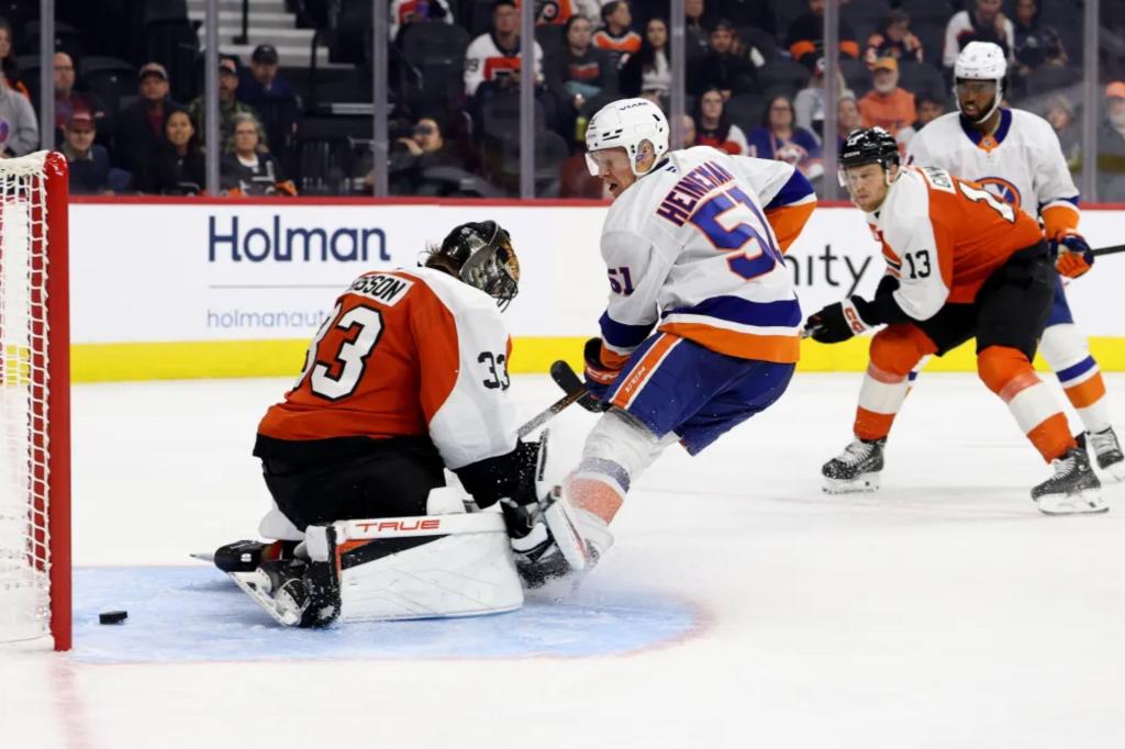 Islanders' Emil Heineman shines in top-six role with game-winning goal