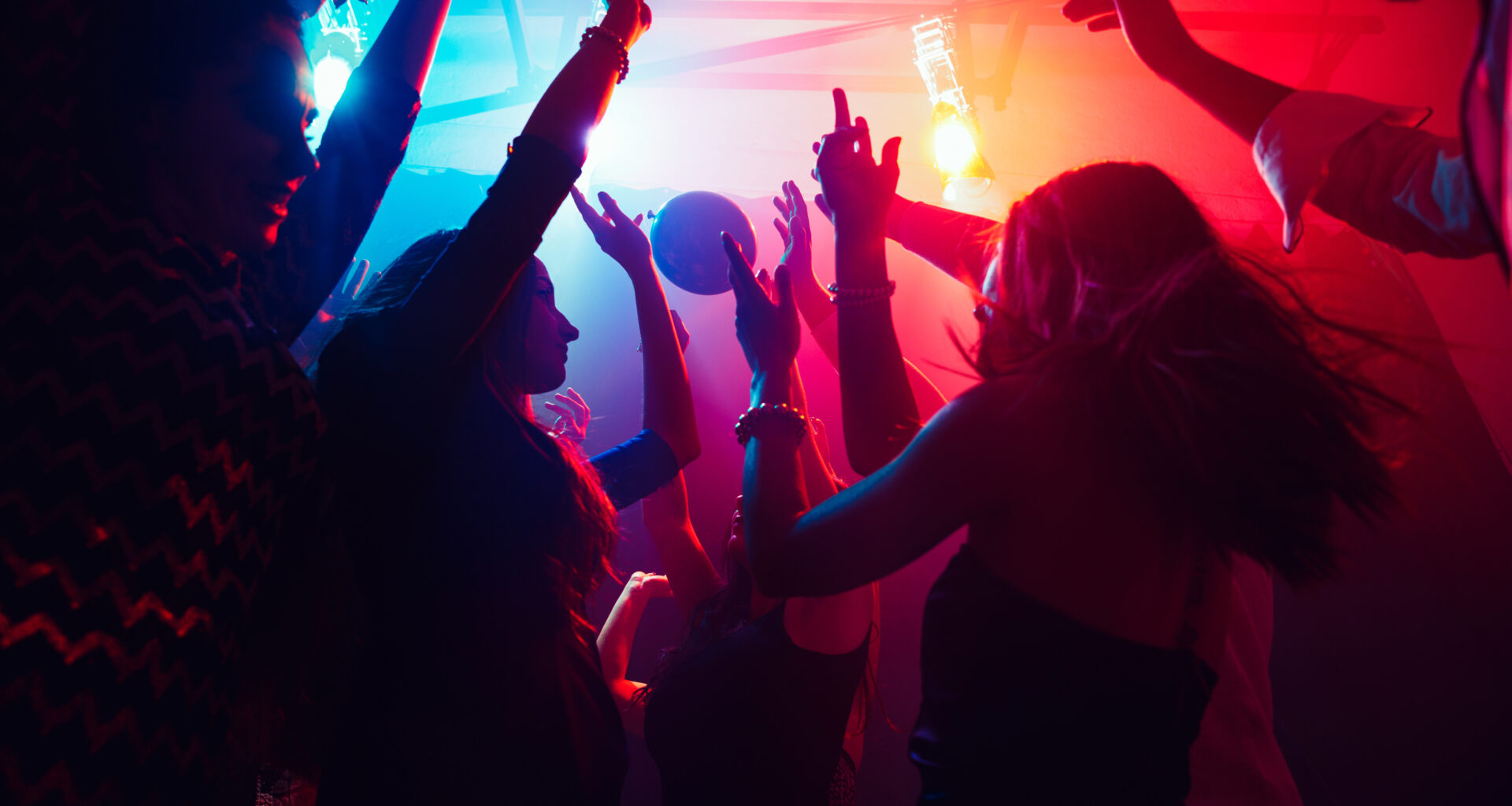 Poppers Make Resurgence in Dallas Clubs For New Generation