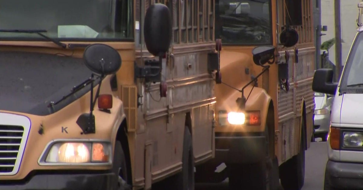 New York City public school buses will continue to run under emergency contract extension