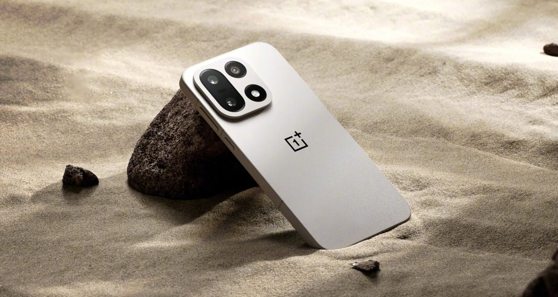 A render of the OnePlus 15, showing the back of the phone.