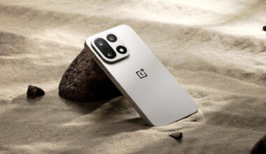 A render of the OnePlus 15, showing the back of the phone.