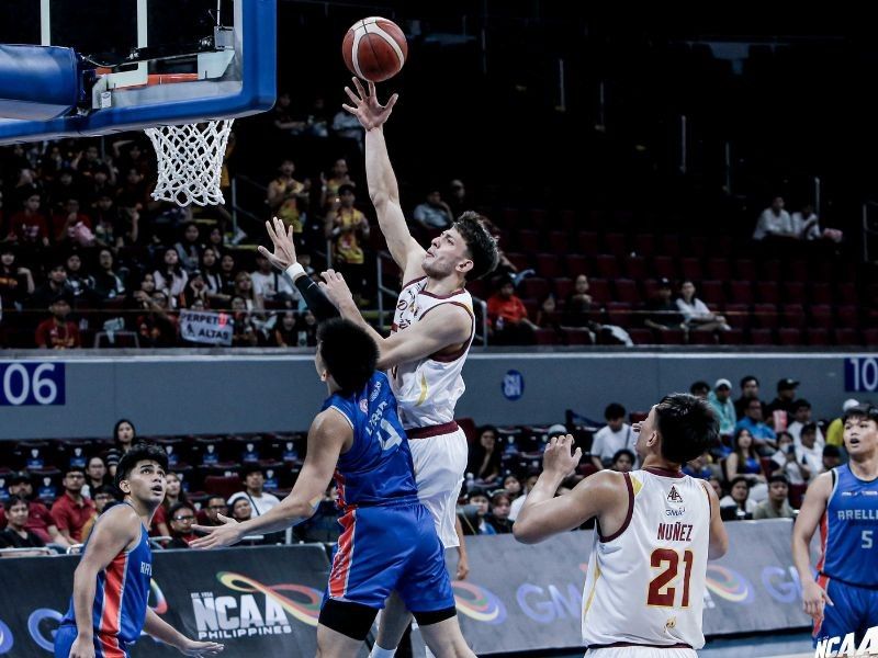 Sleat stars for unbeaten Altas, cops weekly NCAA player honors