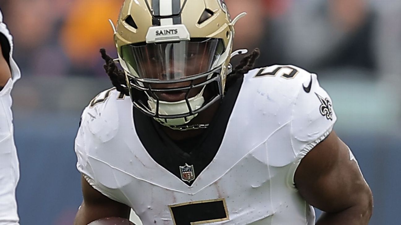 Erik McCoy, Kendre Miller injured in Saints' 26-14 loss