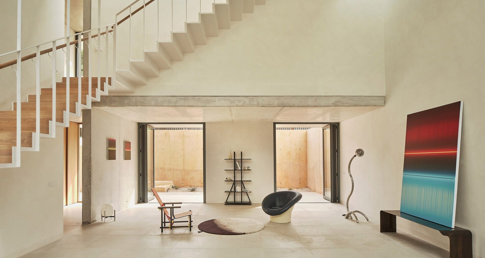 House in Cala Tamarit by Rául Sánchez Architects