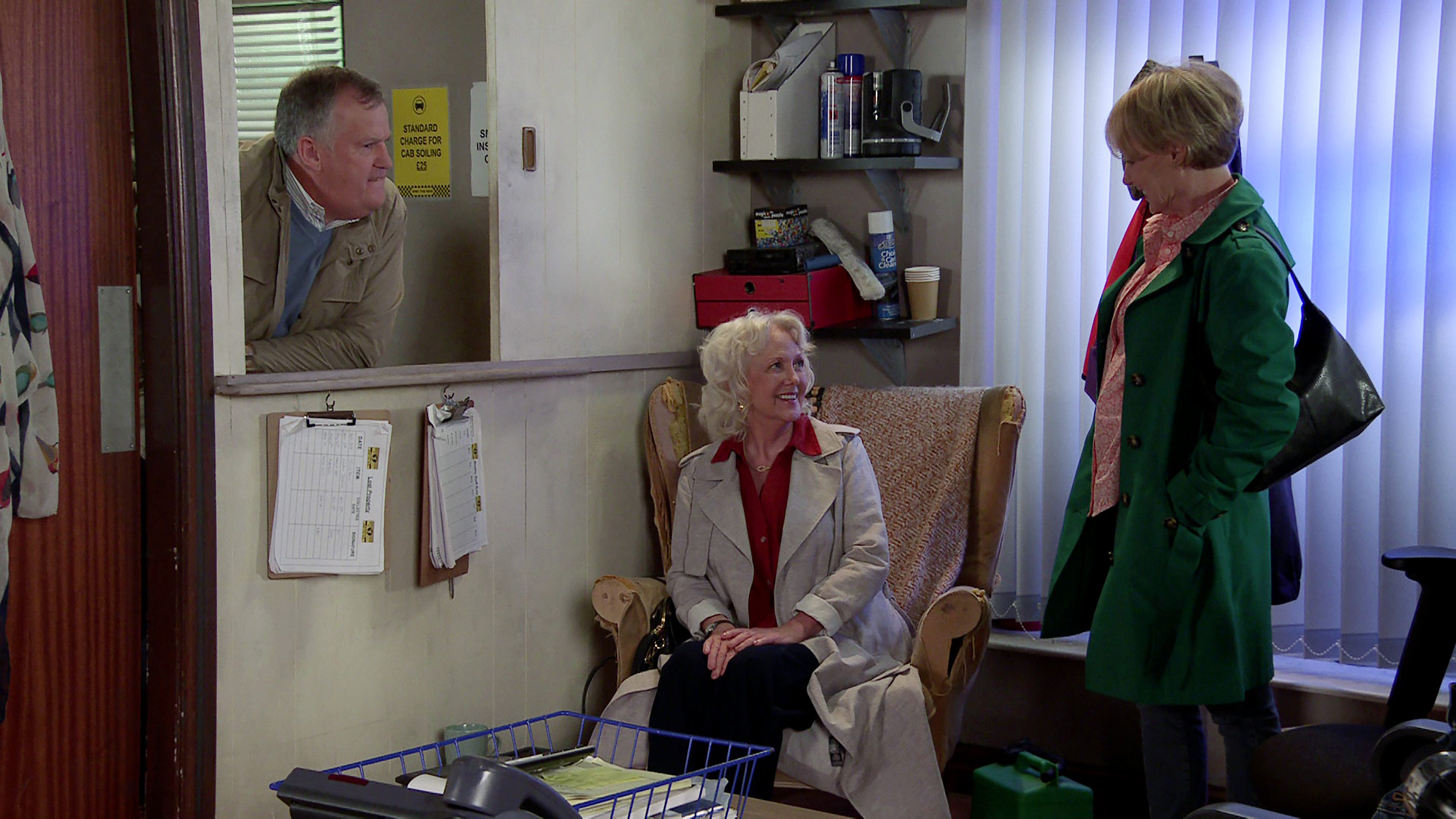 sally metcalfe, trisha, coronation street